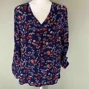 Brian & ‘Em navy lemmy v-neck top